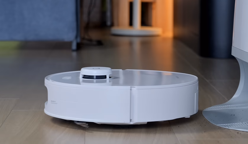 Cảm biến LiDAR trên đỉnh robot hút bụi